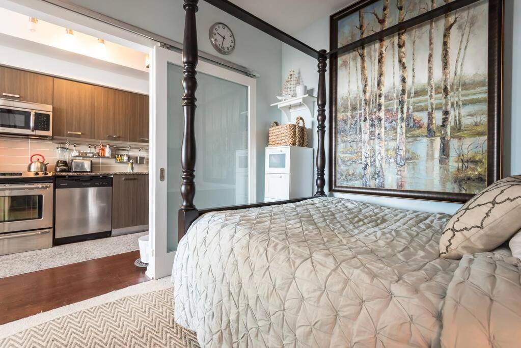 Stunning Condo With Fantastic View Of The City! 토론토 외부 사진