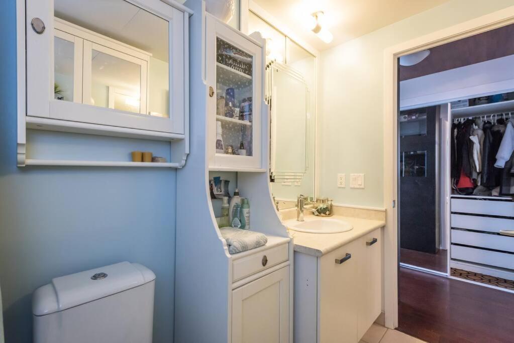 Stunning Condo With Fantastic View Of The City! 토론토 외부 사진